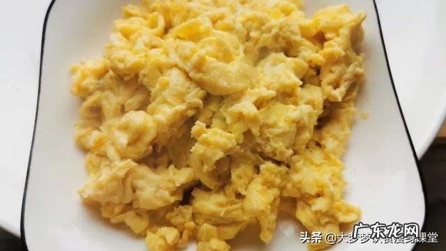 番茄炒饭怎么做才更好吃? 番茄炒饭最简单怎么做