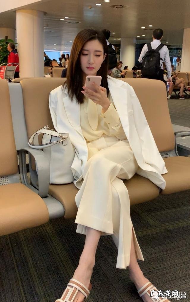 最近江疏影都有哪些不错的穿搭