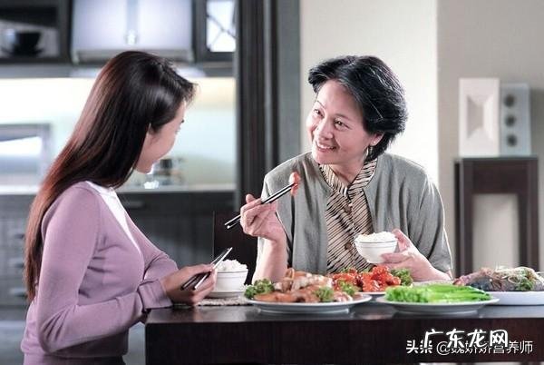 想减肥,怎样才能控制食欲?饭还不能做的难吃,家里还有其他人?