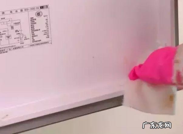 冰箱用白醋怎么去异味 白醋清理冰箱异味的正确方法