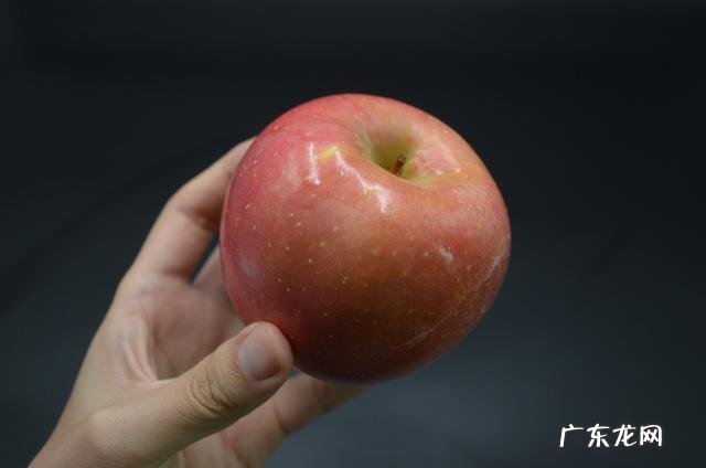 怎样洗苹果又简单又干净 洗苹果如何洗干净