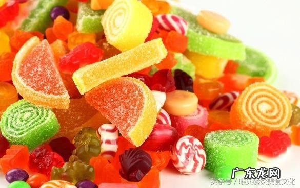 颜色越鲜艳的食品越不能吃吗?