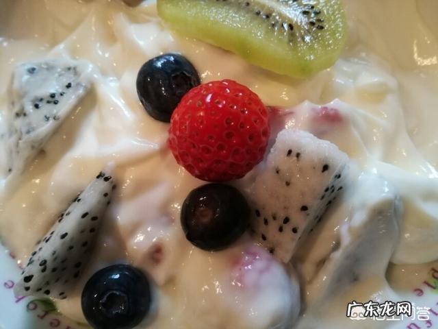 酸奶里是否可以加入任何水果? 酸奶里不能加的水果