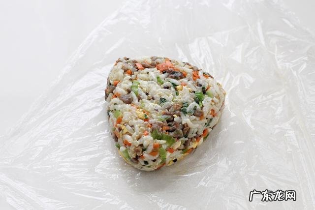 减脂餐怎么做 藜麦牛肉油菜饭团怎么做