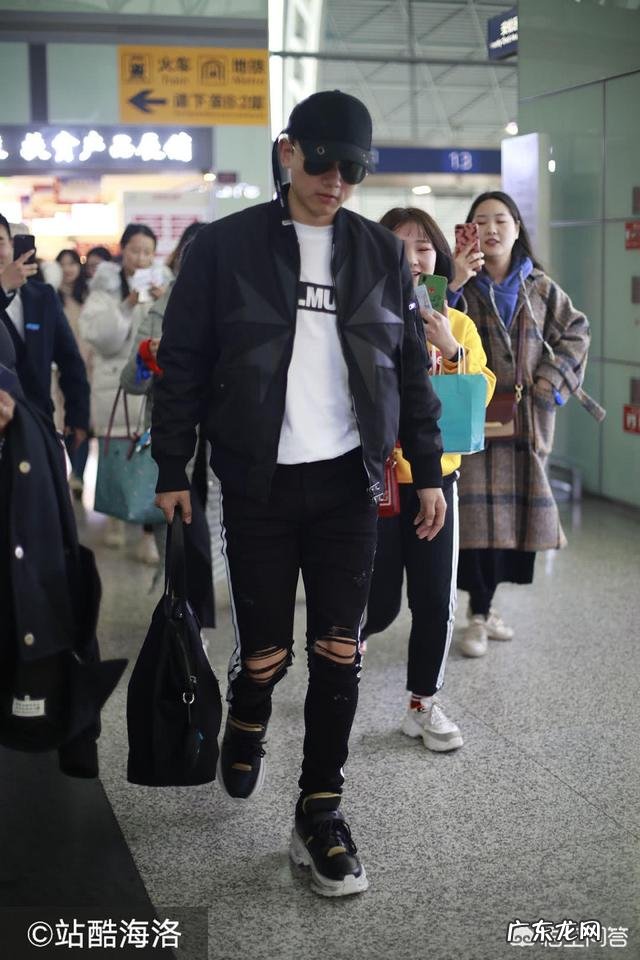 你认为明星为什么很多和明星结婚,却很少和普通人结婚