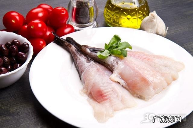 老年人在日常膳食中应该注意什么?