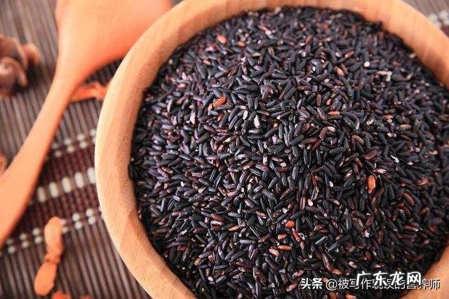 每天早上喝黑米粥对身体有益吗?