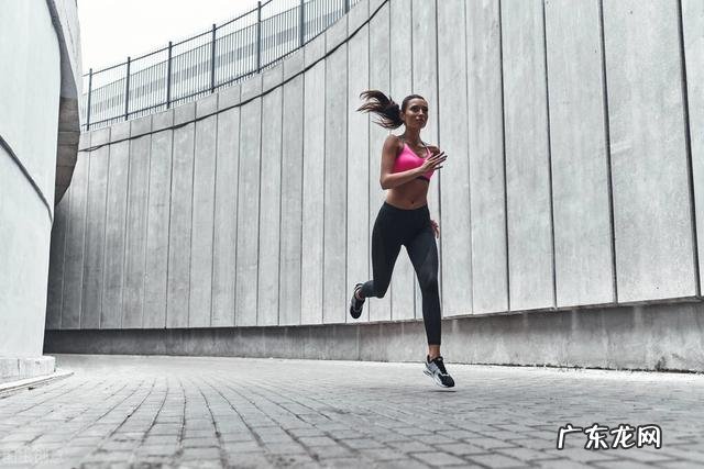 20分钟跑步减肥技巧 跑步十五分钟减肥法