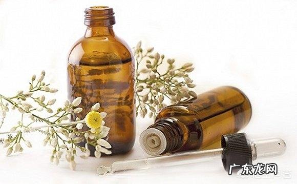 头发容易出油,头皮容易长痘怎么zhi疗才能很好的缓解