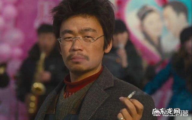 明星出名以后赚很多的钱，为什么不退出过普通人的生活