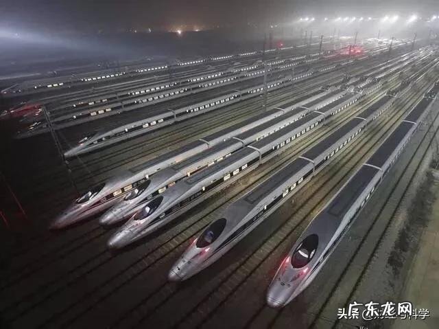 为何高铁晚上不发车,而且每天diyi趟高铁不乘坐人