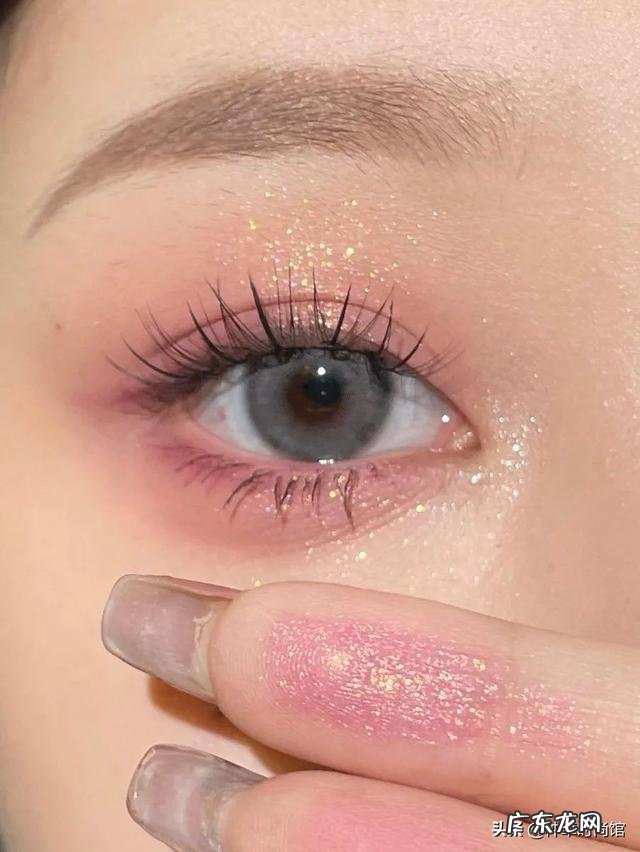 最便宜最好用的彩妆 好用又便宜的彩妆推荐