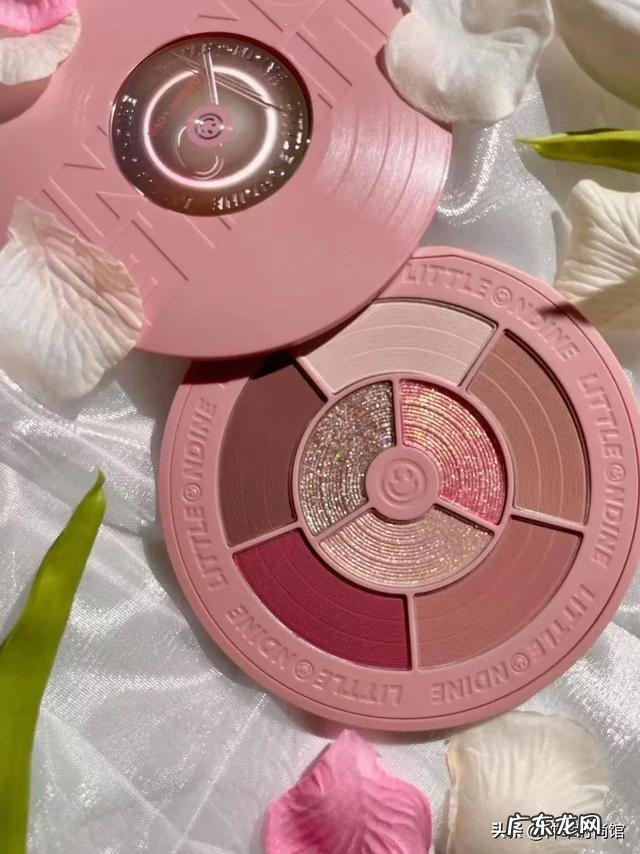 最便宜最好用的彩妆 好用又便宜的彩妆推荐