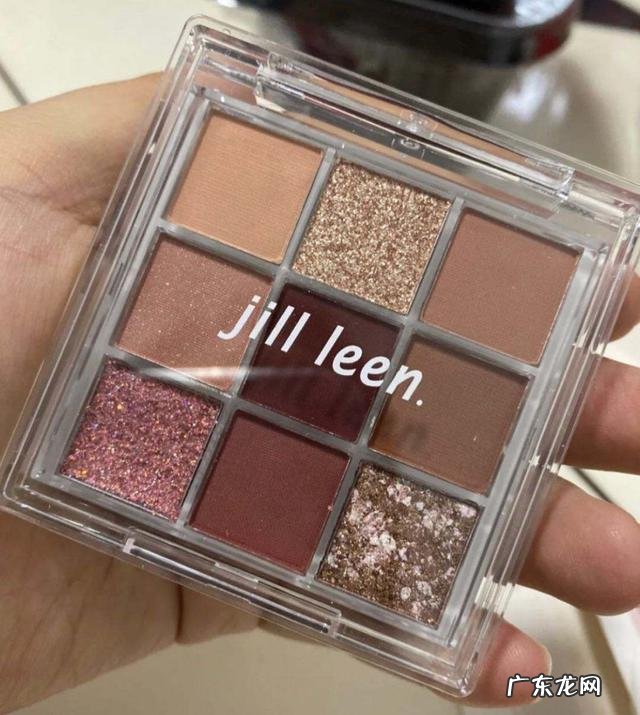 眼影盘一盘搞定全脸妆容 懒人必备彩妆盘一盘搞定全脸妆容