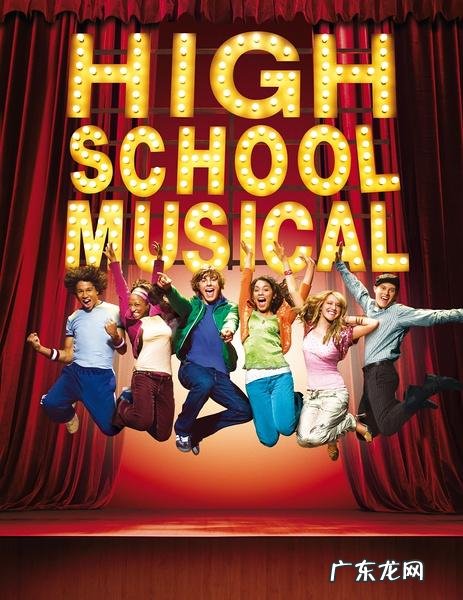 如何把黑色系穿出时尚感?