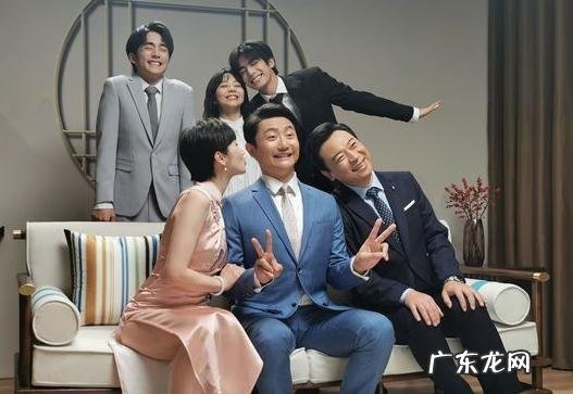 在《以家人之名》里,李尖尖的理想型是凌霄还是贺子秋