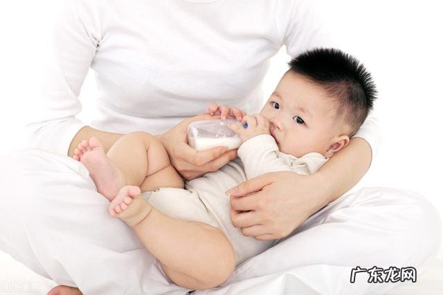 纯牛奶和乳酸菌饮品哪个营养价值高? 酸牛奶和乳酸菌哪个好