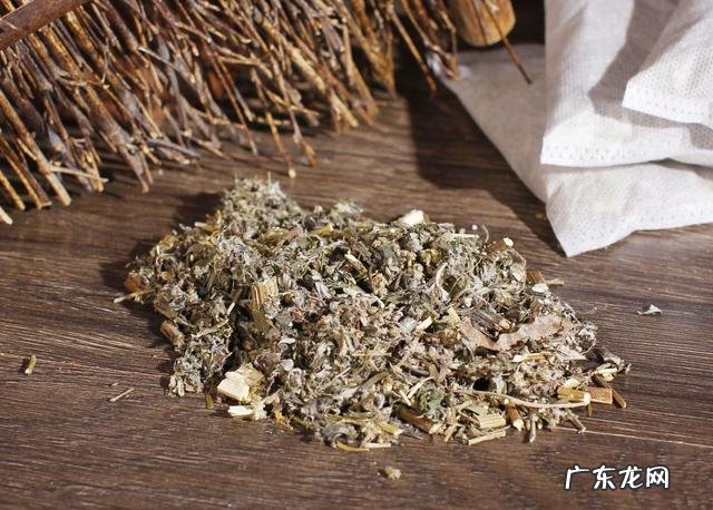 洗脚水里扔进这个,排毒养颜,瘦身减脂,还能睡得香