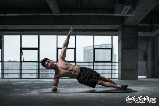 全运会女排比赛,江苏女排主帅蔡斌为什么一直重用小个队员吴晗