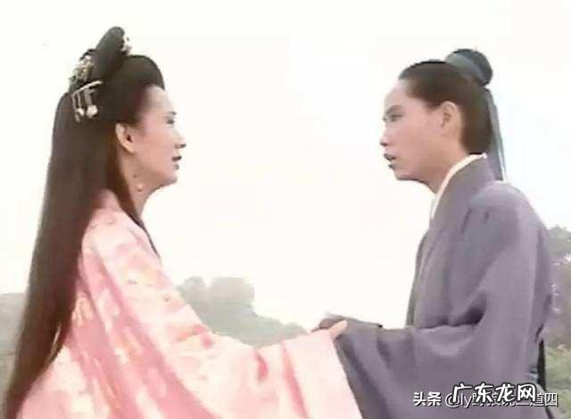 白蛇传中许仙的药店的名字是什么？