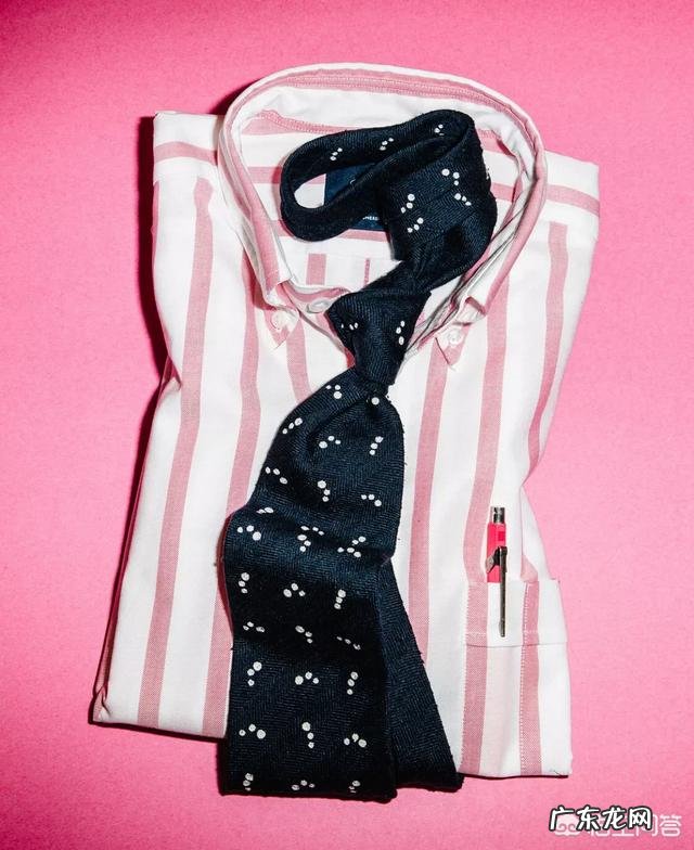 如何在胖三斤的早春get到藏肉、秒瘦的衬衫?