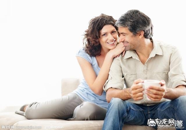 为什么有那么多夫妻年纪越大,长得越像一个人