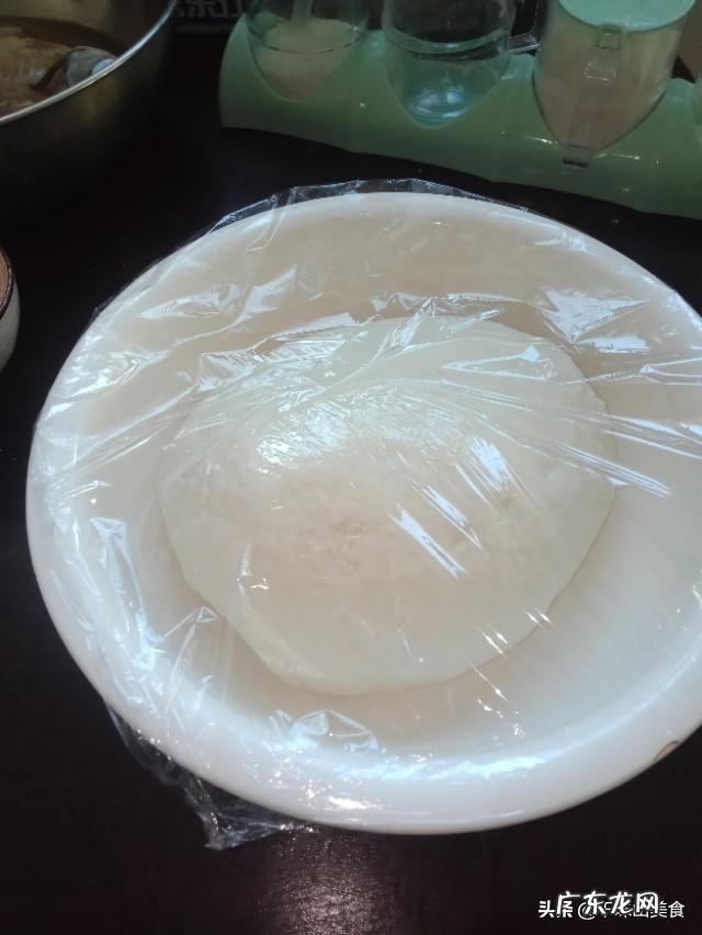 在家发面都要好几个小时,包子铺都是怎么做的