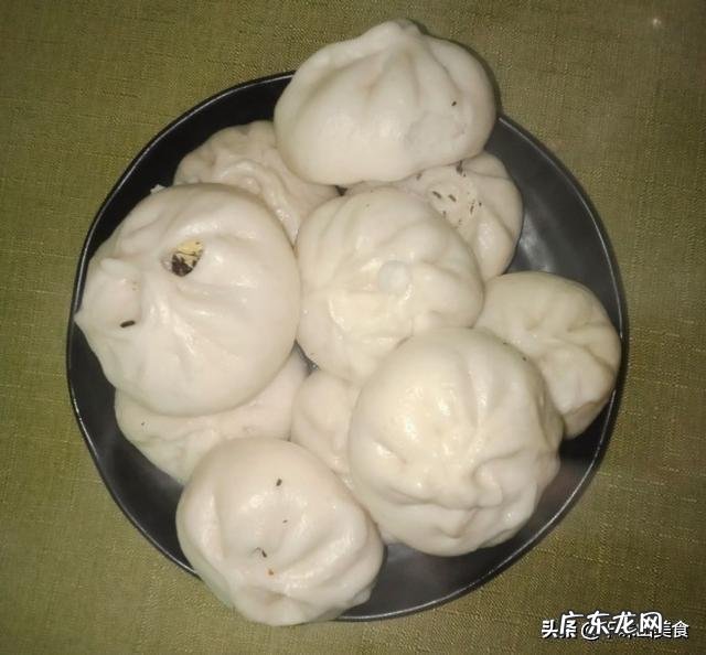 在家发面都要好几个小时,包子铺都是怎么做的