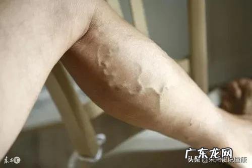 袜子鞋可以搭配什么裤子穿好看?穿出时尚感?