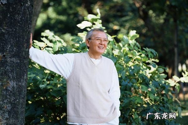 65岁可以开淘宝店铺吗？年龄有限制吗？