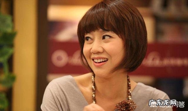 闫妮和张建亚离婚原因是什么？