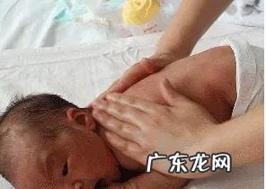 刚满月的宝宝,要不要给他做触觉刺激啊