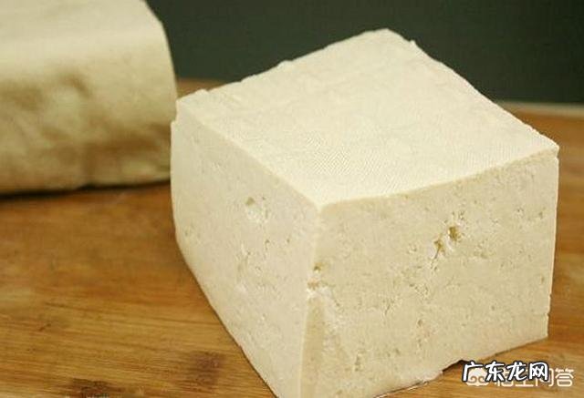 鲫鱼豆腐汤怎么做才好吃? 如何做鲫鱼豆腐汤好吃