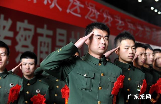 父亲是退伍军人,现在在家游手好闲,怎么办