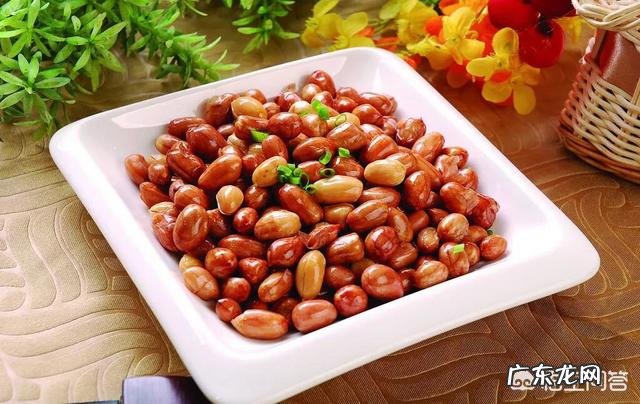花生有什么营养价值？吃生花生好还是吃熟花生好？ 生花生熟花生哪个有营养
