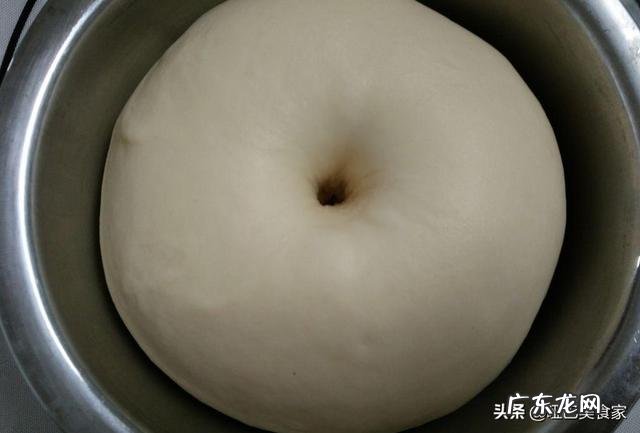 为什么馒头店的馒头非常蓬松，而家里做的却做不到