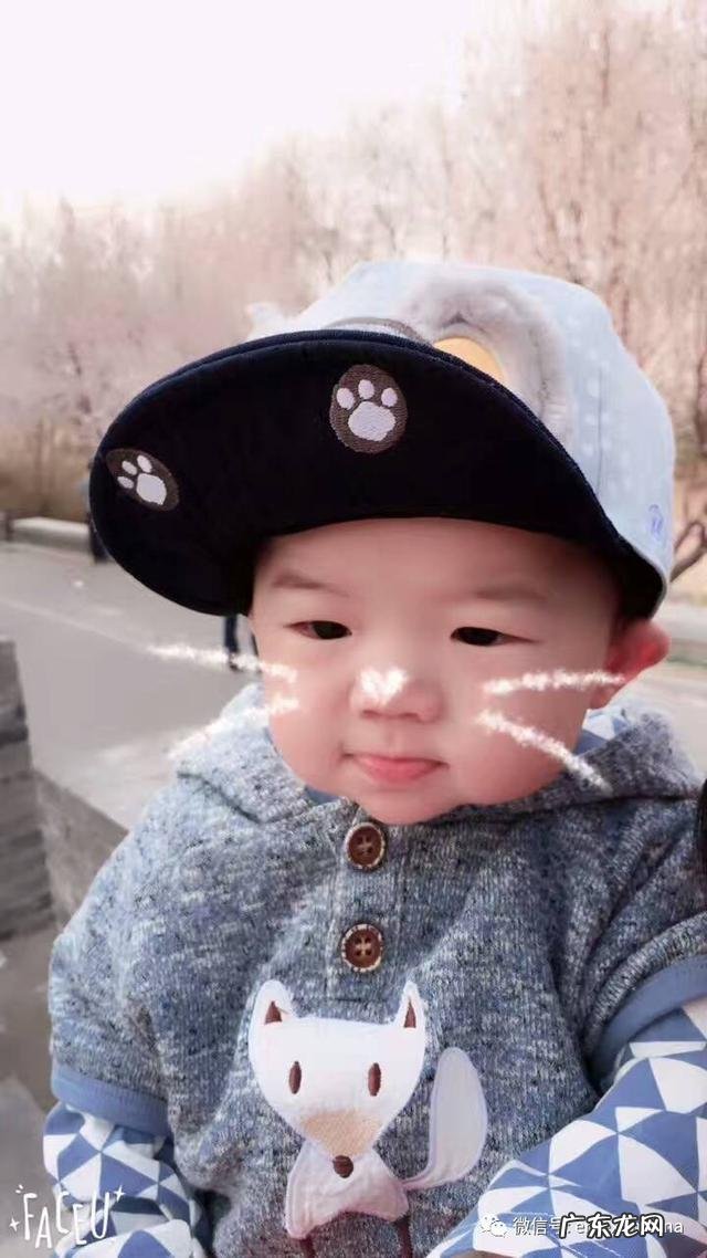 7-9个月幼儿动作发育