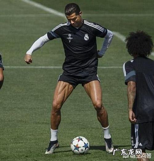 足坛有哪些球员大腿非常粗壮,谁的大腿能算足坛diyi“大腿”?