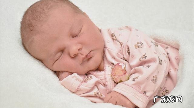 新生儿第三月的护理