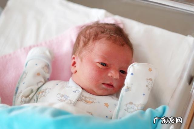 新生儿的几种特殊生理现象