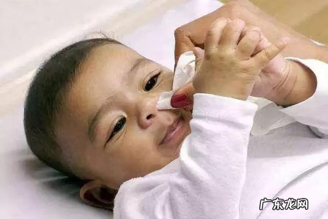 新生儿的几种特殊生理现象