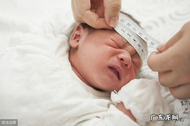 新生儿各月发育标准