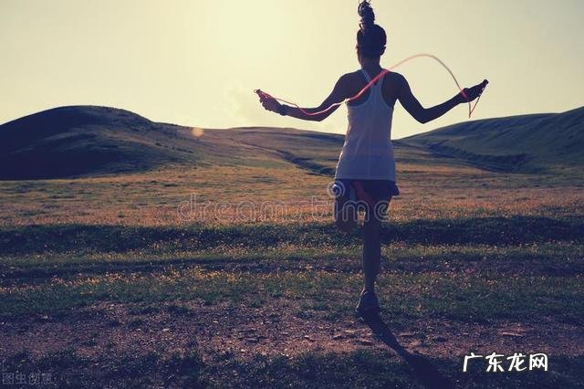 每天一组跳绳训练,每次10分钟,6个好处会光顾你