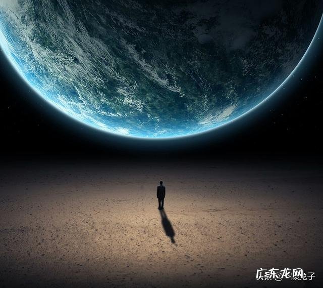 有什么好的文案吗？无关爱情？