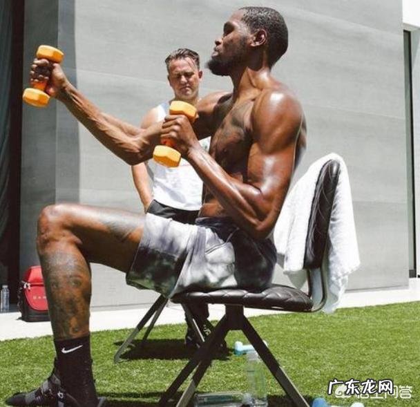 NBA历史上出现过哪些有名的“铁人”?