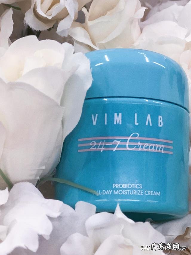 换季皮肤干燥起皮，应该如何护肤