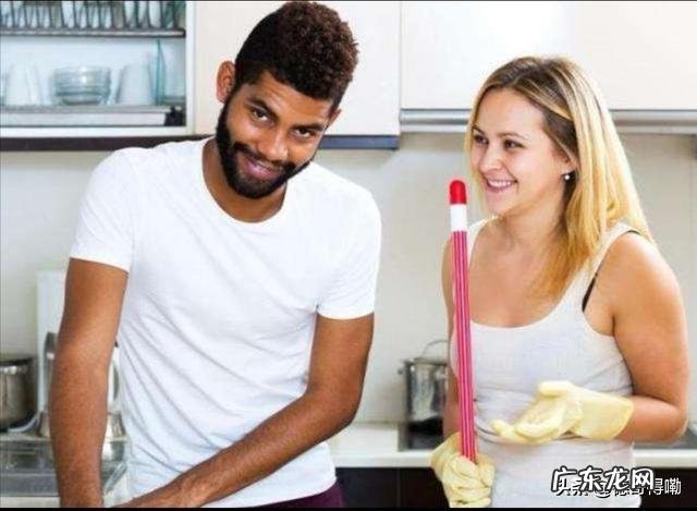 一个啥也不行,只会洗衣、做饭、做家务的男孩你会嫁吗?