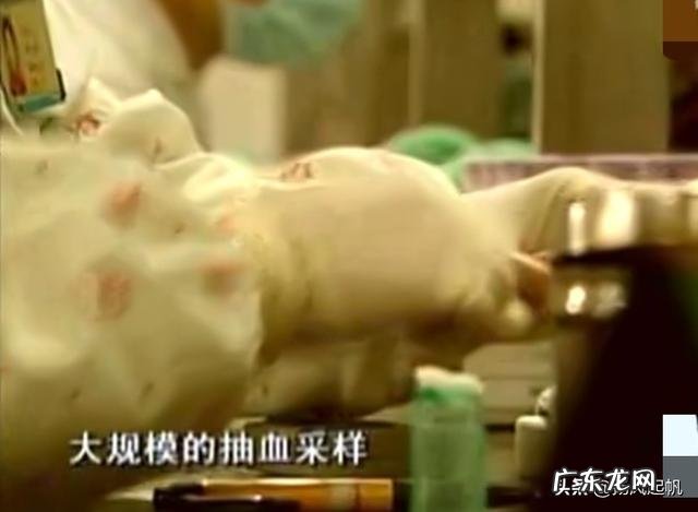 如何才能做到妆容持久不脱妆? 粉底液不脱妆不卡粉持久