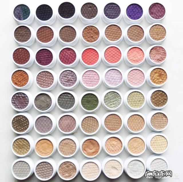 爱敬气垫哪个色号比较日常?