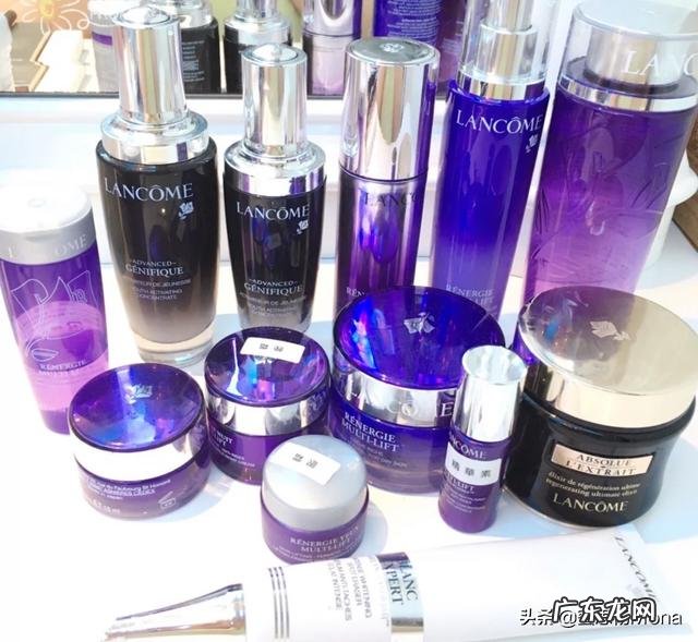 快四十岁了,混干皮肤。用哪个大牌的化妆品更好